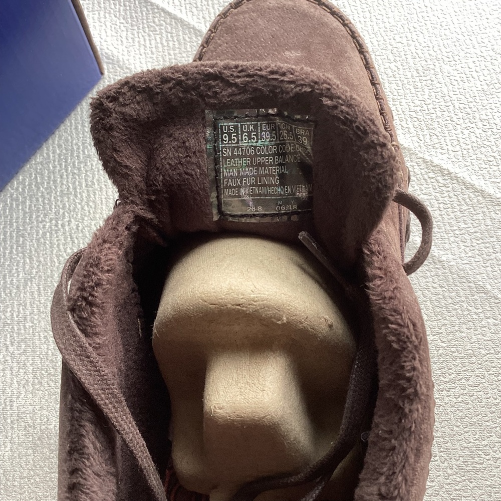 Skechers Women's Brown Ankle Booties - Picture 9 of 9